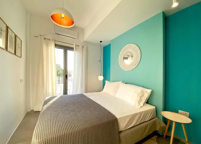 Marton * Perissa (Santorini)